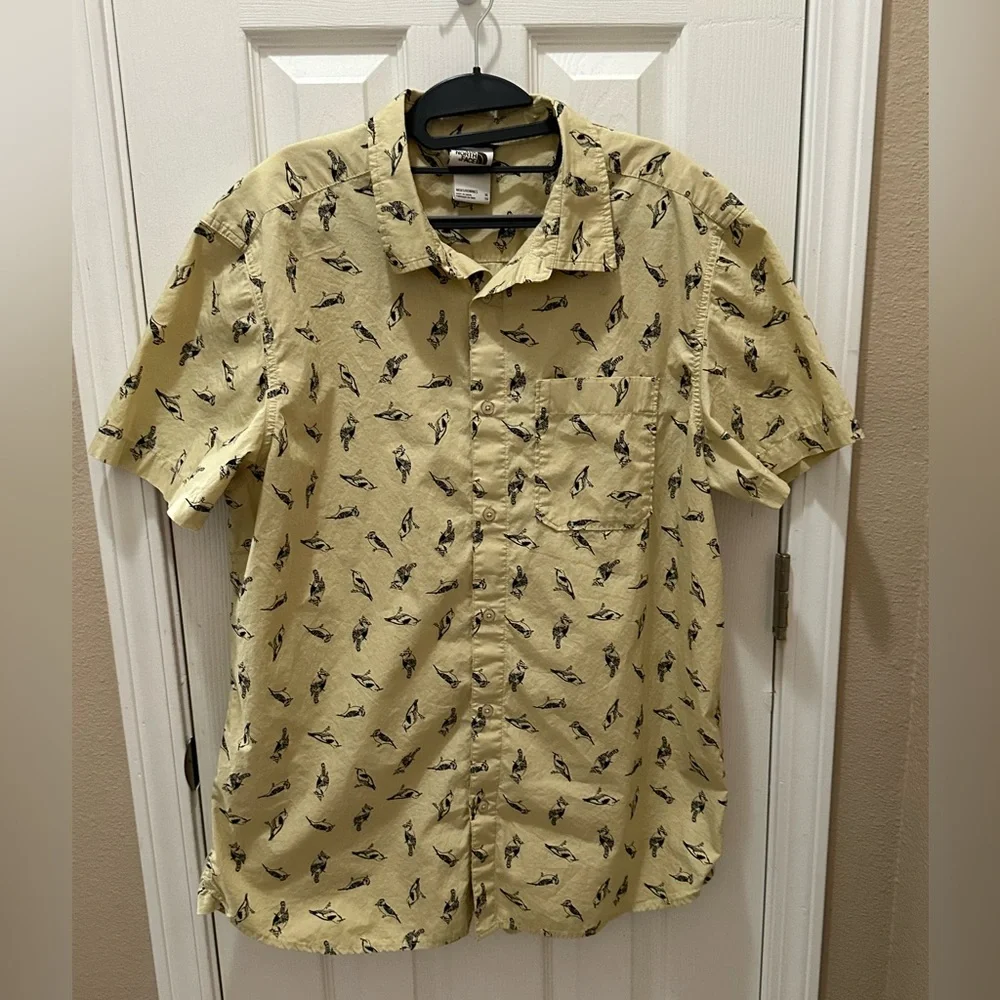 The North Face Men's Baytrail Button Down Shirt- XL Bird Watcher print